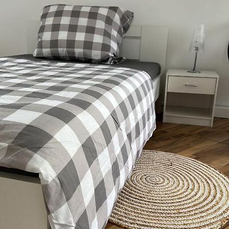 Schoenes Zimmer Im Zentrum - 3 Paderborn Buitenkant foto