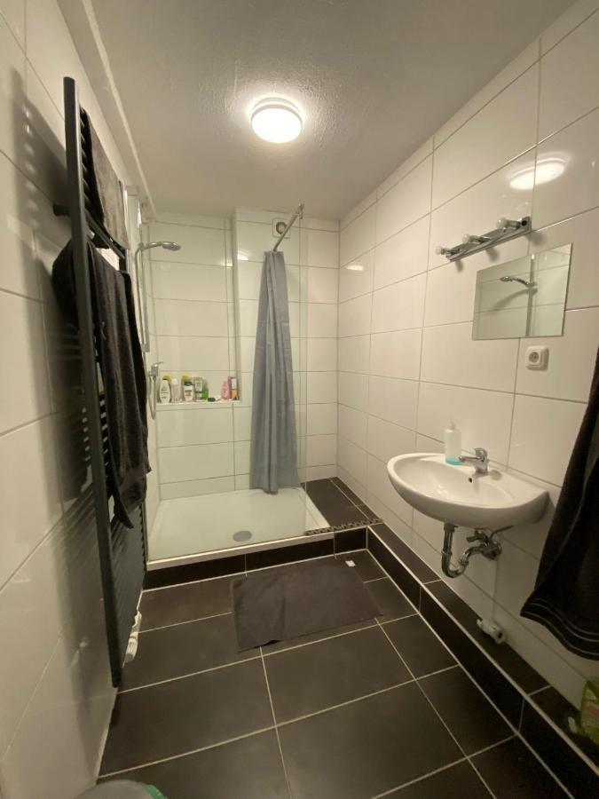 Schoenes Zimmer Im Zentrum - 3 Paderborn Buitenkant foto